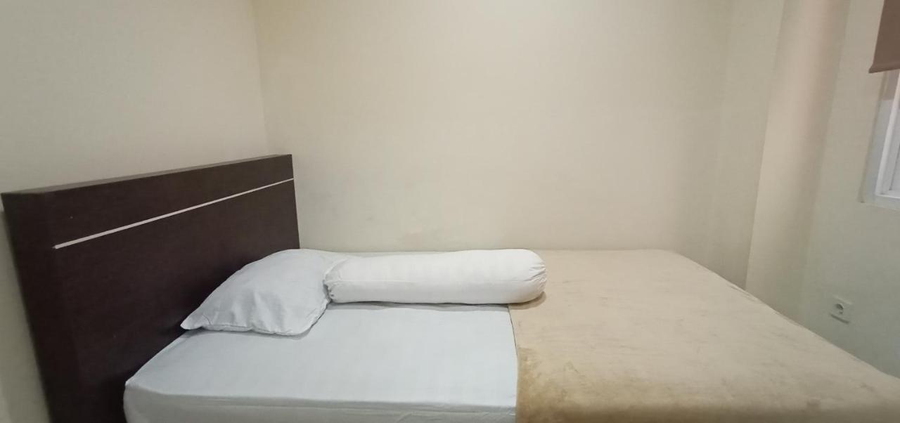 Hotel Giant Kost Tangerang Zewnętrze zdjęcie