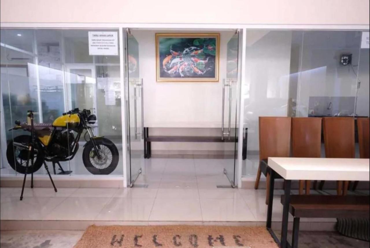Hotel Giant Kost Tangerang Zewnętrze zdjęcie